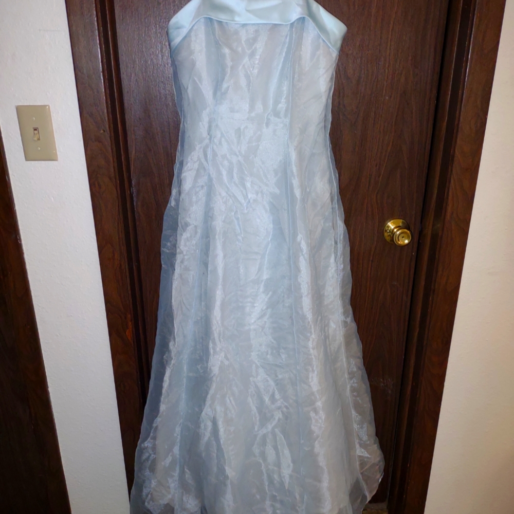Powder Blue Formal/Prom Dress - Picture 10 of 13